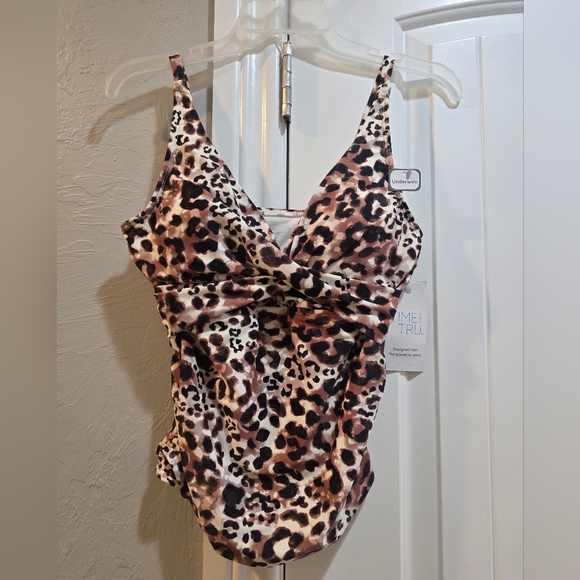 Time and Tru Other - Tru And Time Swim Wear Top Nwt Small